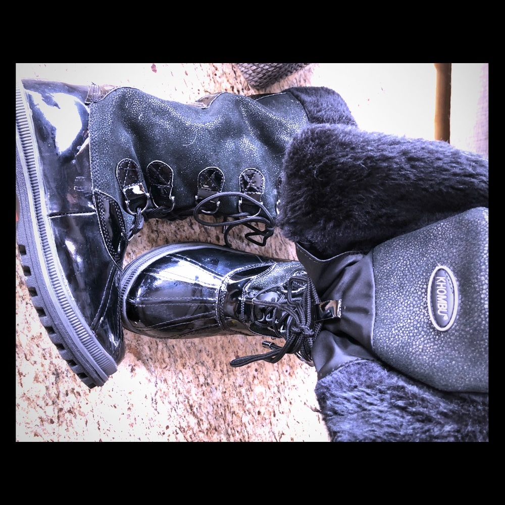 Khombu “Quechee Stingray” Snow Boots